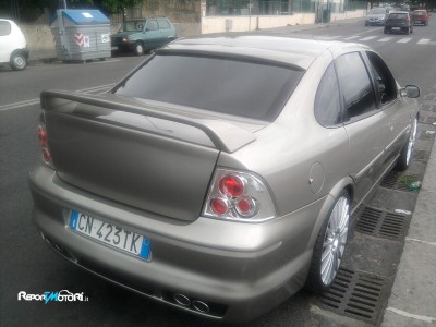Opel Vectra by Salvatore Maraffino