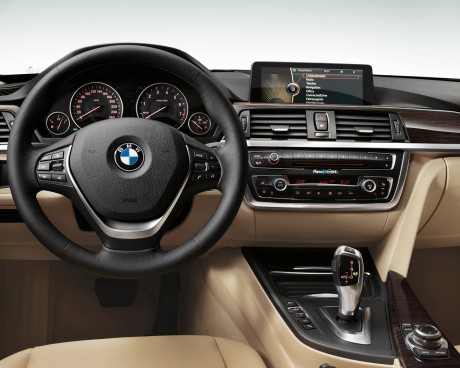 Nuova BMW Serie 3