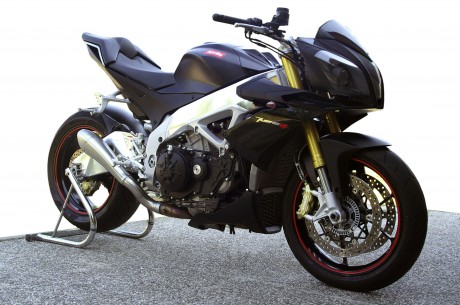 Aprilia RSV4- Tuono V4 R