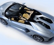 Lamborghini Aventador LP 700-4 Roadster