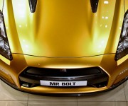 Nissan GT-R Bolt Gold