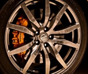 Nissan GT-R Bolt Gold