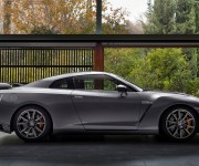 Nissan GT-R 2013