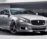 Jaguar XJR