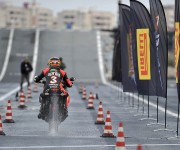 Max Biaggi prova le nuove Pirelli Angel GT