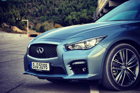 Infiniti Q50 