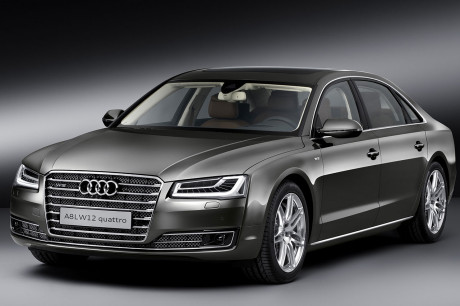 Audi A8 Lunga W12