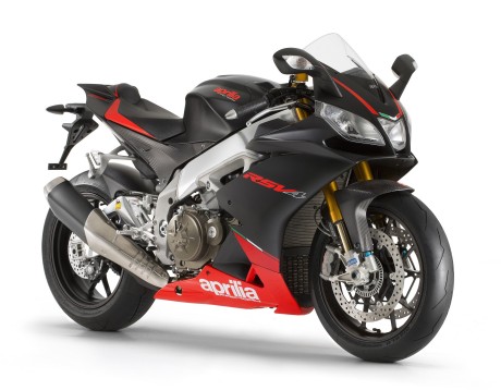 Test Ride Aprilia - RSV4 Factory ABS_low