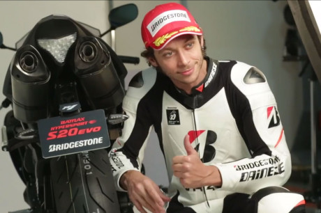 Spot Bridgestone con Valentino Rossi