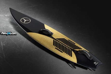 Due nuove tavole da surf firmate Mercedes