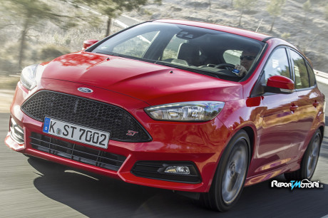 Ford-Focus-ST_002