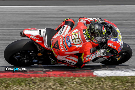 Andrea Iannone - Desmosedici GP15