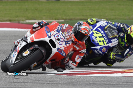 Andrea Dovizioso vs Valentino Rossi