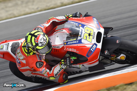 Andrea Iannone - Brno 2015