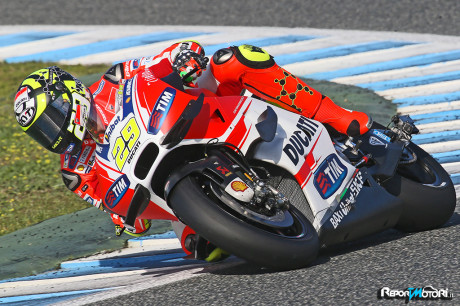 Andrea Iannone - MotoGP Test Jerez 2015
