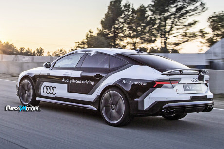 Audi RS 7 piloted driving  