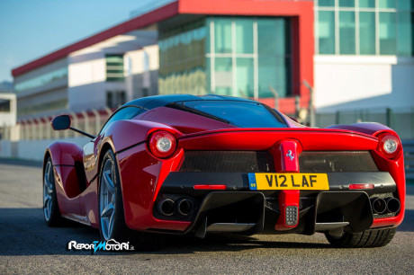 Ferrari LaFerrari - V12 LAF