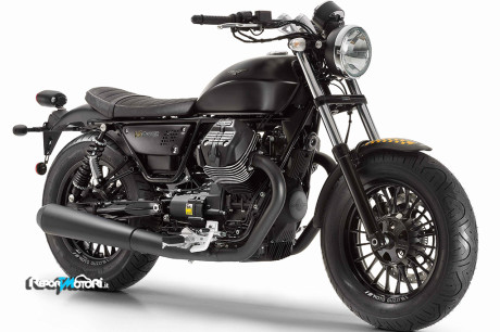  Moto Guzzi V9 Bobber 