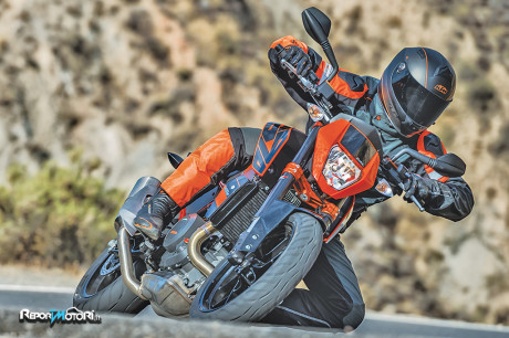 Metzeler Sportec M7 RR 