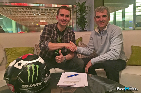 Jorge Lorenzo - Shark Race-R Pro