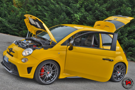 Abarth 695 biposto