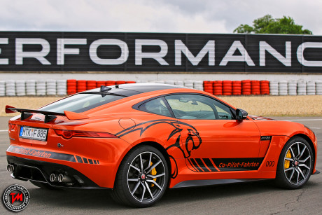 Jaguar F-Type SVR