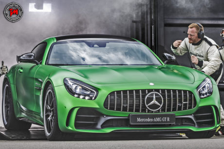 Mercedes AMG GT R