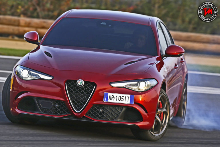 Alfa Romeo Giulia Quadrifoglio cambio automatico ZF