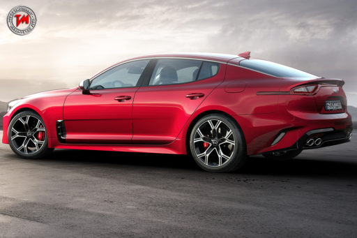  Kia Stinger 