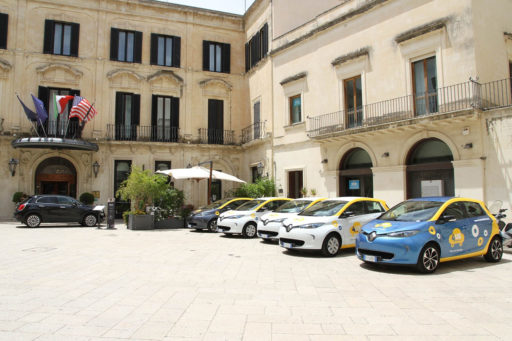 CS- 4USMOBILE E RENAULT: IN SALENTO IL CAR-SHARING DIVENTA REALT