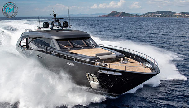 yatch roberto Cavalli freedom
