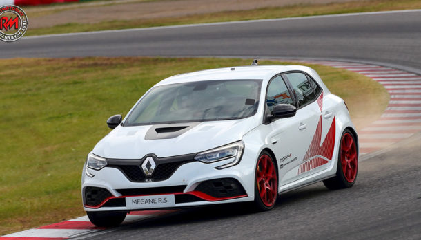 Megane RS Trophy-R