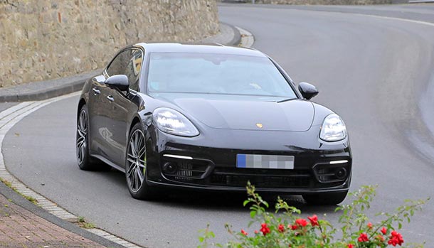 Nuovo look per Porsche Panamera Sport Turismo 