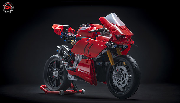 Ducati Panigale V4 R Lego Technic