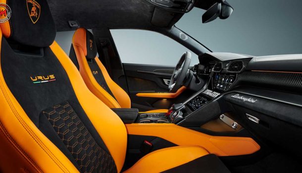 Lamborghini Urus Pearl Capsule