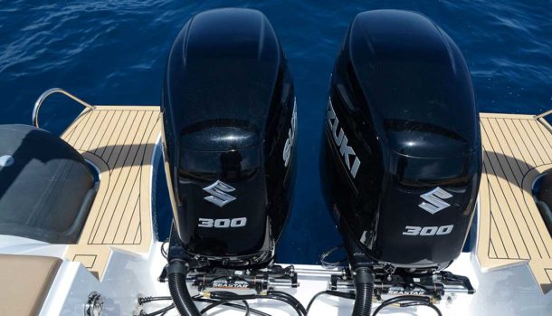 Fuoribordo Suzuki V6 2