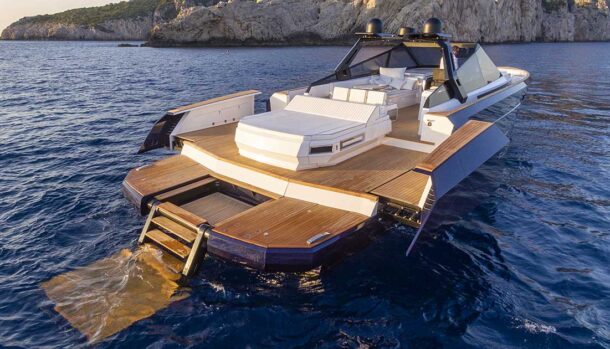 Evo R6 Open - Evo Yachts