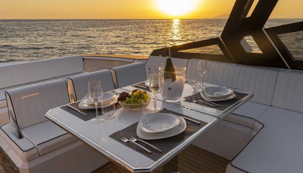 Evo R6 Open - Evo Yachts