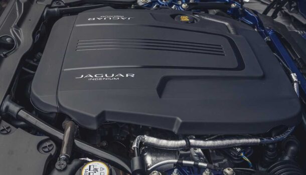 Jaguar F-Type R-Dynamic Convertibile 2021