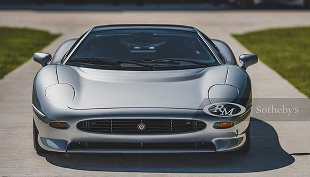 Jaguar XJ220