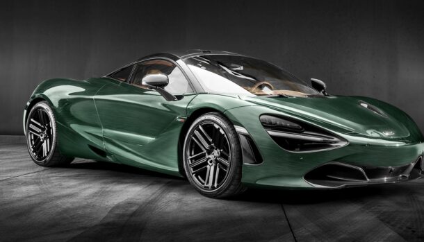 McLaren 720S British Racing Green