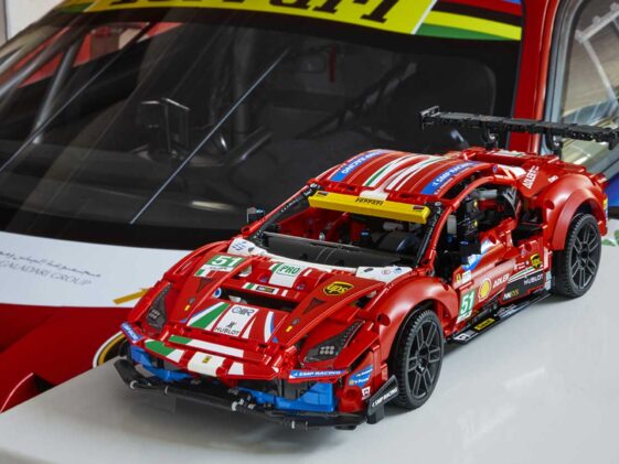 Lego Technic Ferrari 488 GTE AF CORSE #51