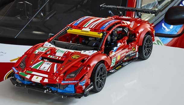 Lego Technic Ferrari 488 GTE AF CORSE-51-1