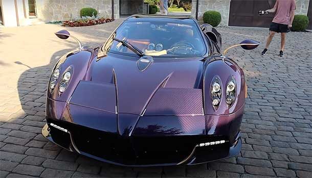 Youtuber - Pagani Huayra Roadster