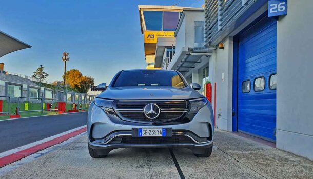 Mercedes EQ Emotion