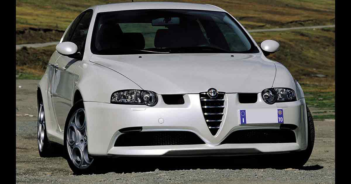 Alfa Romeo 147 GTA - La compatta con il V6 Busso 