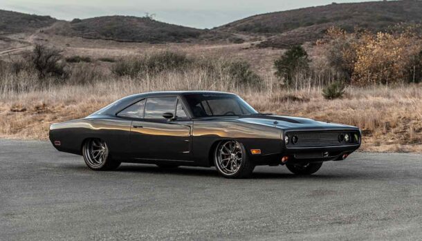 Kevin Hart - Dodge Charger Hellraiser