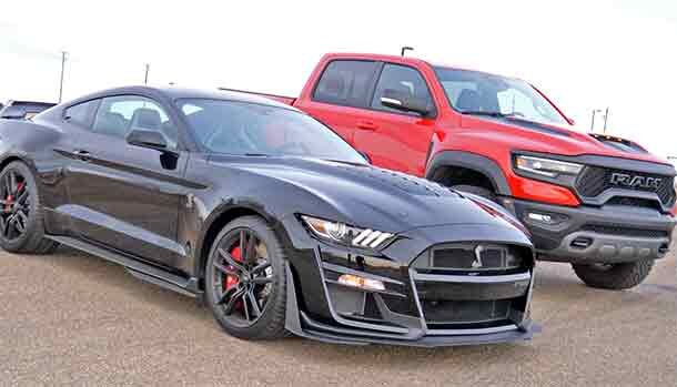 Mustang Shelby GT500 vs RAM TRX
