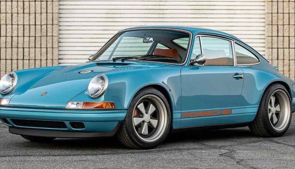 Porsche 911 by Singer