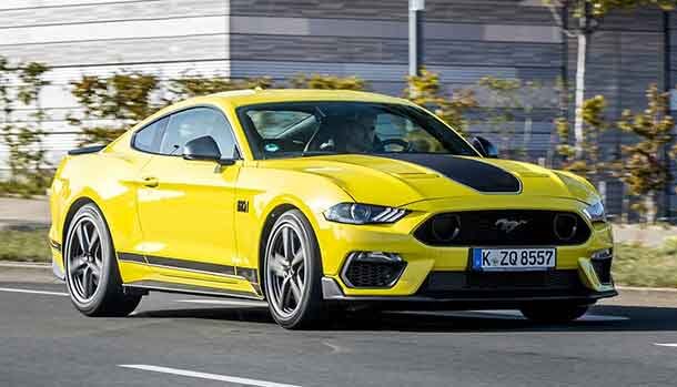Ford Mustang V8